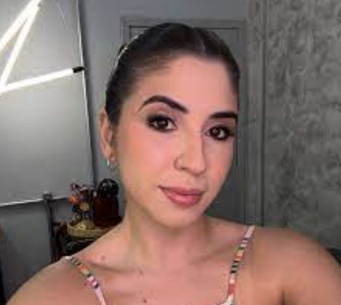 Julia D.